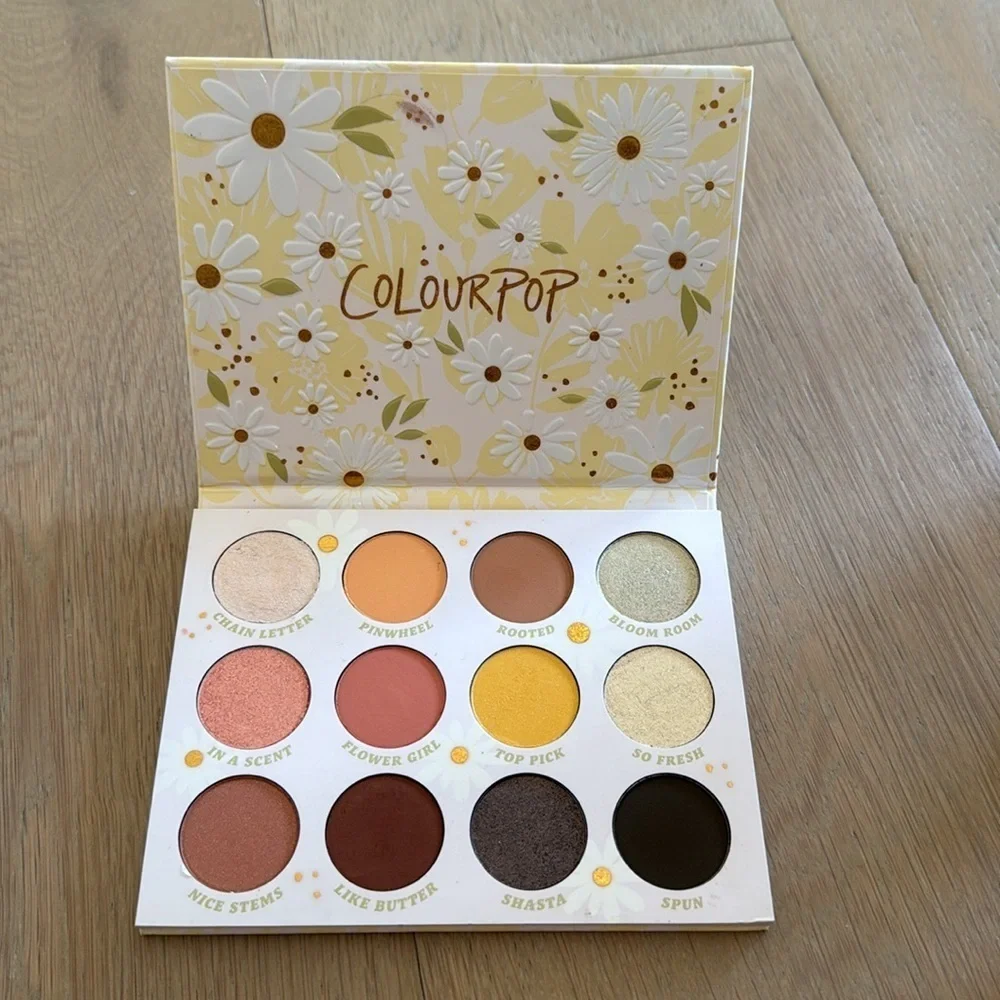 Colourpop Daisy Does It Spring 22 Palette